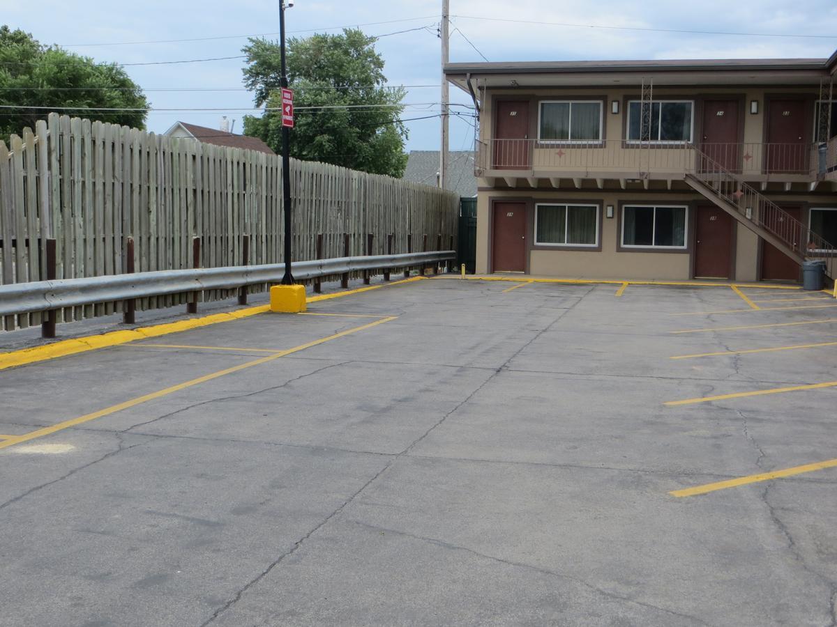 Deluxe Inn/Extended Stay - Council Bluffs Carter Lake Exterior foto
